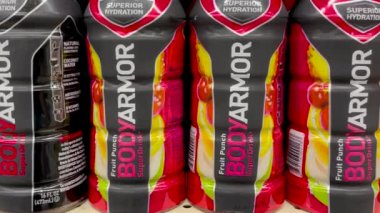 Grovetown, Ga USA - 05: 25 25 22: Perakende mağaza rafı Body Armor orijinal spor içeceği 