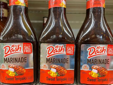 Grovetown, Ga USA - 05: 28 22: Perakende mağazası Bayan Dash marinade