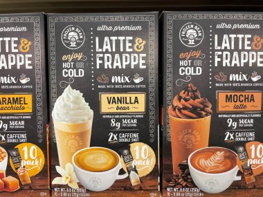 Grovetown, Ga USA - 05: 28 28 22: Perakende mağazası Donmuş Fasulye Kahvesi Latte çeşidi