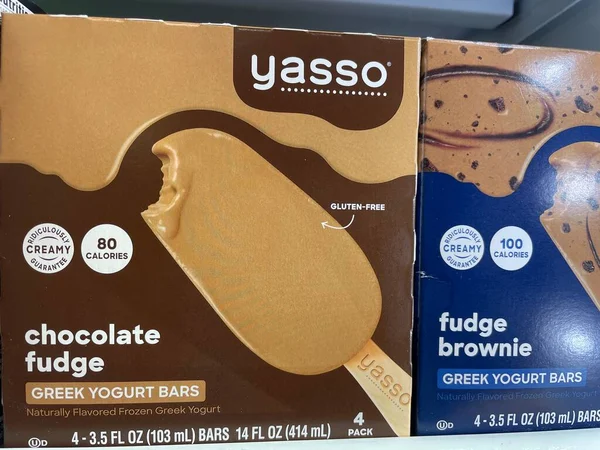 Grovetown, Ga USA - 05: 28 28 22: Dondurmacı Yasso çikolatalı şekerleme