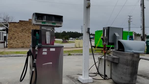 Augusta Usa Vintage Retail Gas Station Tobacco Road Gas Pump — Stockvideo