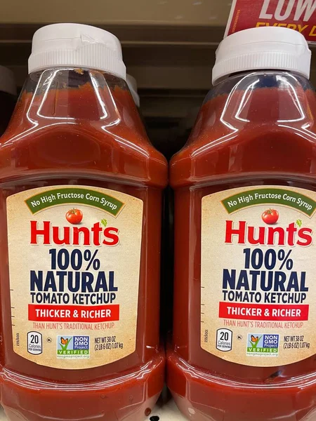 Grovetown Usa Estante Tienda Minorista Hunts Tomato Ketchup 100 Natural — Foto de Stock