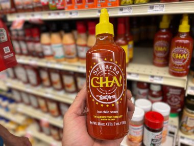 Grovetown, Ga USA - 06 14 22: Sriracha Sauce Texas Pete Cha
