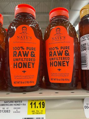 Hephzibah, Ga USA - 06 06 06 06 22: IGA KJs Perakende mağazası bal filtresiz ayı