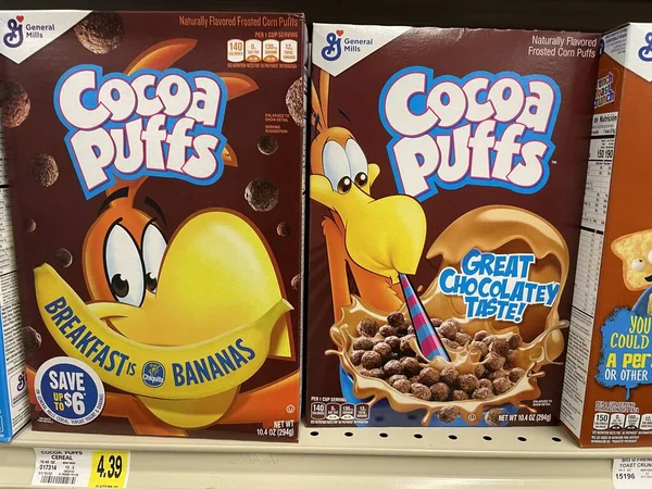 Hephzibah, Ga USA - 06 06 06 06 22: IGA KJs perakende satış mağazası Mısır gevreği ve fiyat