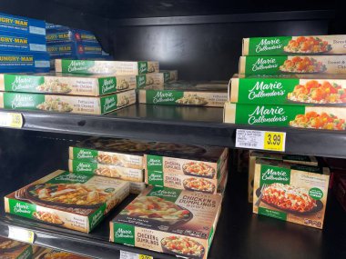 Hephzibah, Ga USA - 06 06 06 06 22: KJs IGA Bakkal Perakende Dükkanı Donmuş Sağlıklı Seçenekler Yemekleri