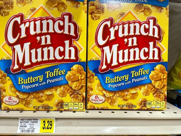 Hephzibah Usa Kjs Iga Grocery Retail Store Crunch Munch Toffee — Foto de Stock