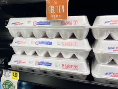 Hephzibah, Ga USA - 06 16 22: Perakende satış mağazası yumurtaları ve fiyatları En İyi Yumurtalar