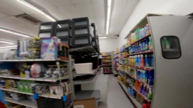 Augusta, Ga USA - 06 14 22: Aile Doları perakende mağazası 