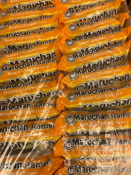 Grovetown Usa Maloobchod Maruchan Ramen Nudle Plná Váza Pečené Kuře — Stock fotografie