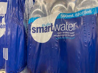 Grovetown, Ga USA - Perakende mağazası Akıllı su 6 paketi