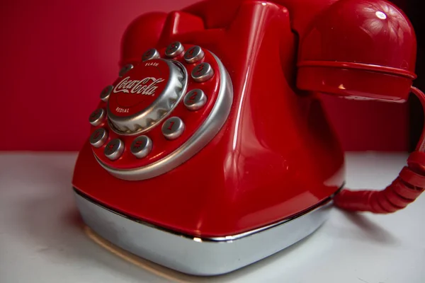 Vintage Coca Cola Red Push Button Land Line Phone Post — Stock Photo, Image