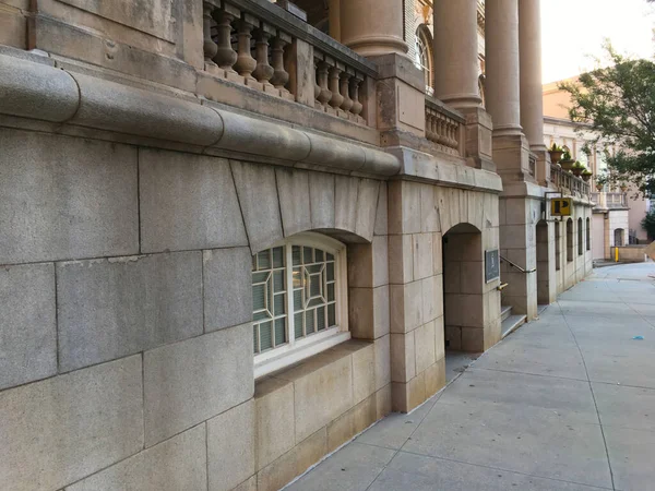 Old Vintage Castle Building Sidewalk Downtown Atlanta Georgia — стокове фото