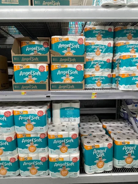 Augusta Usa Sklep Spożywczy Walmart Wnętrze Angel Soft Papier Toaletowy — Zdjęcie stockowe