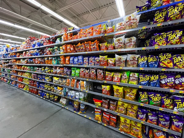 Augusta Usa Walmart Tienda Comestibles Interior Patatas Fritas Sección Vista —  Fotos de Stock