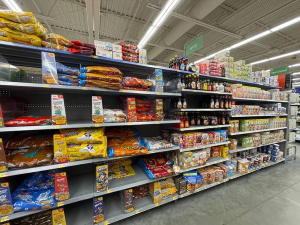 Augusta Eua Walmart Mercearia Interior Cereal Panqueca Seção Tabaco Estrada — Fotografia de Stock