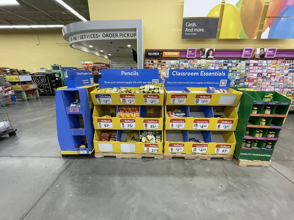 Augusta États Unis Walmart Grocery Store Interior Back School Display — Photo