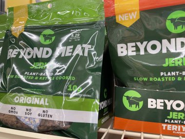 Grovetown, Ga USA - 09 09: 22: Market Beyond Meat kurutulmuş et çeşitlerinin ötesinde
