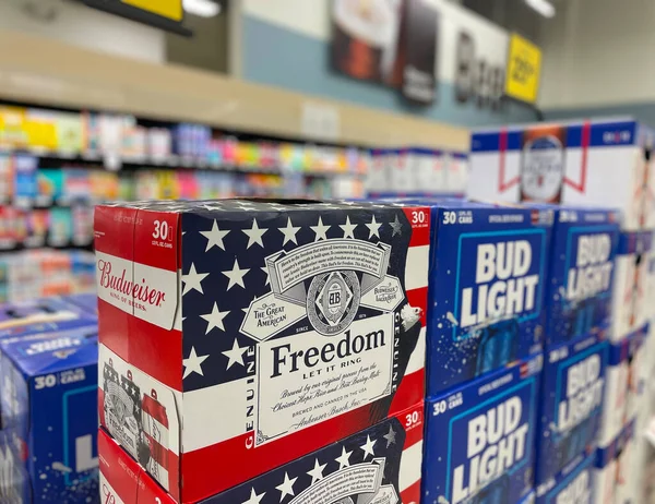 Grovetown Usa Tienda Comestibles Budweiser Let Freedom Ring Display — Foto de Stock