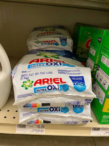 Grovetown Usa Sklepy Spożywcze Ariel Landry Detergent Cena — Zdjęcie stockowe