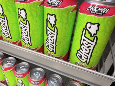 Grovetown, Ga USA - 09: 15 - 22: Market hayaleti enerji içeceği kutusu