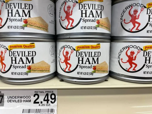 Grovetown, Ga USA - 09: 15 22: Market Underwood konserve jambon