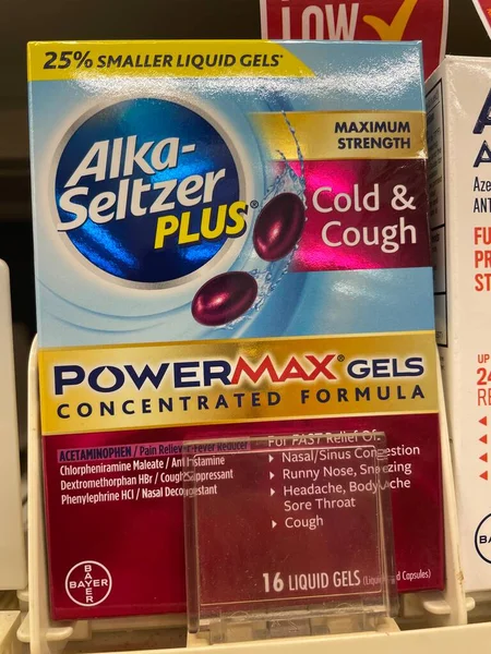 Grovetown, Ga USA - 09 21 22: Market ilaç bölümü Alka maden tozu