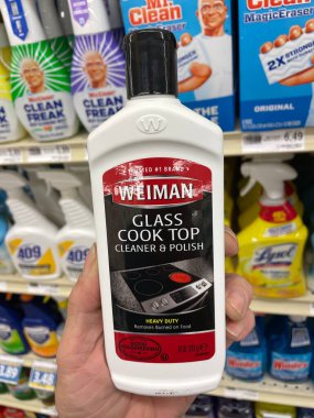 Grovetown, Ga USA - 10 08 22: Paslanmaz çelik temizleyicisi Wieman