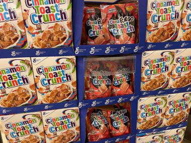 Grovetown, Ga USA - 09 07 07: 22: Tarçınlı Tost Mısır gevreği perakende satış mağazası