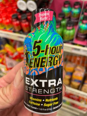Grovetown, Ga USA - 09 07: 22: Perakende bakkal 5 saat enerji içeceği