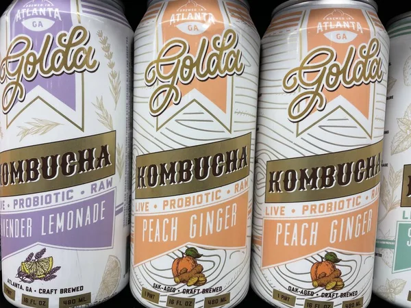 Grovetown Usa Lebensmittelgeschäft Golda Kombucha Kann Abwechslung Trinken — Stockfoto