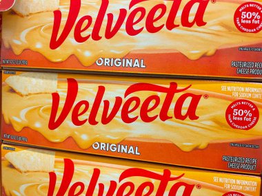 Grovetown, Ga USA - 09 24 22: Market Velveeta peynir bloğu