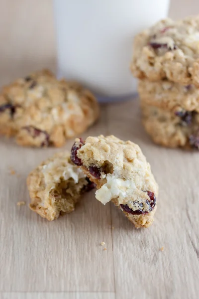 Cranberry White Chocolate Oatmeal Cookies — Stock Photo, Image