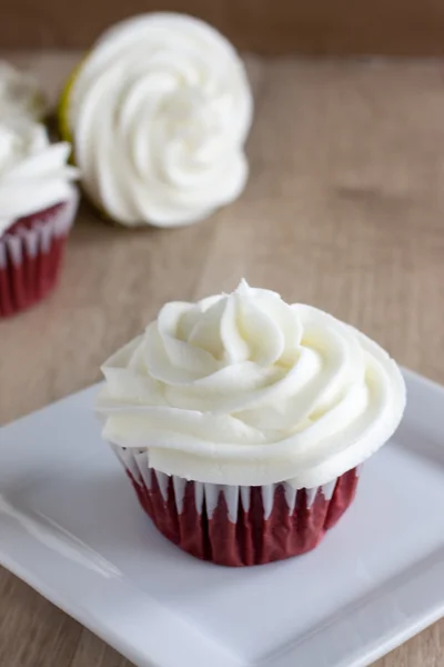 Cupcakes en velours rouge — Photo