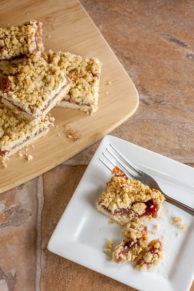 ahududu meyve ve yulaf ezmesi çubukları