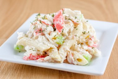 Deniz ürünleri salatası