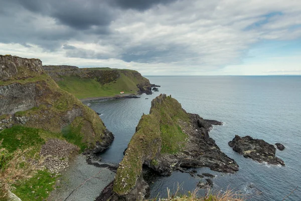 在多云的天气里 北爱尔兰的海岸线 波楚什 联合王国 — 图库照片
