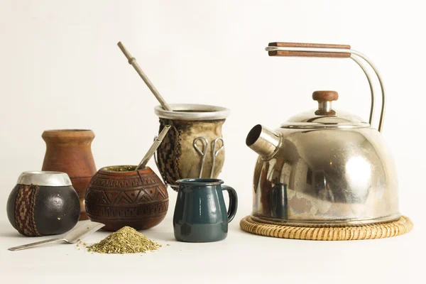 Set de té con una bebida tradicional Mate — Foto de Stock