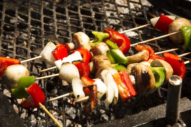 Brochette yanıyor