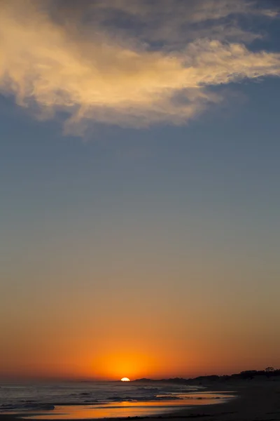 Puesta de sol en el océano — Foto de Stock