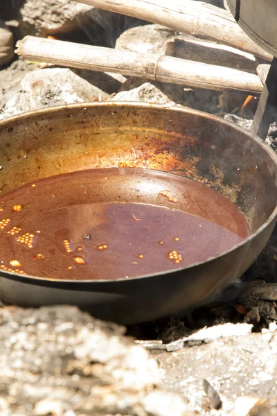 Sauce on wok — Stock Photo, Image