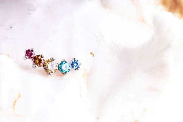 Krásné Piercing Šperky Makro Selektivní Zaměření Royalty Free Stock Obrázky