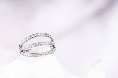 Çok güzel delen mücevherler. Makro atış. Seçici odak.