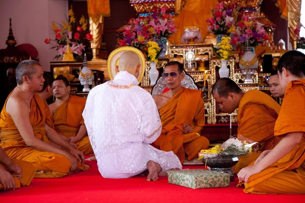 Prêtres orthodoxes moine en Thaïlande — Photo