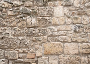 Eski kırık duvar