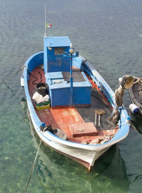 Balıkçı teknesi