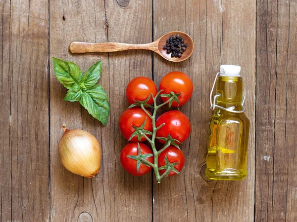 Ingridients for italian tomato sauce — Stock Photo, Image