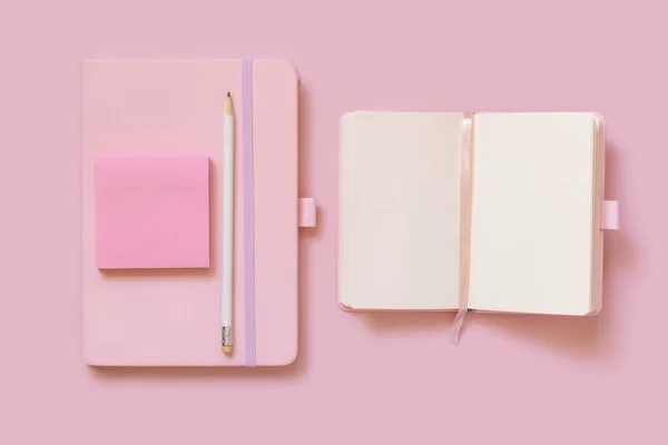 Pink Notebooks Pencil Paper Light Pink Top View Textbook Mockup — Stock Photo, Image