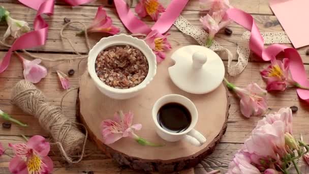 Tasse Café Sur Une Table Bois Des Fleurs — Video