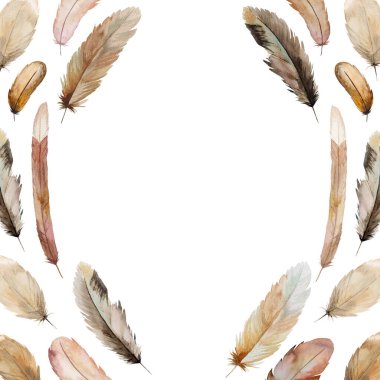 Kahverengi ve bej tüylerden yapılmış suluboya çerçeve, Bohem çizimi izole edilmiş. Boho düğün kırtasiyesi, tebrik kartları ve diğer matbaa ve zanaat projeleri için tek renk ögesi